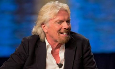 Richard Branson: Russia Would Suffer Most From Closing Airspace to Western Airlines
