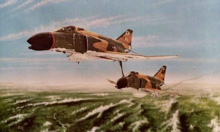 Amazing Pilot Saved His Wingman, At 20,000 Feet Pushed A Damaged Phantom By Its Tail Hook Out Of North Vietnam