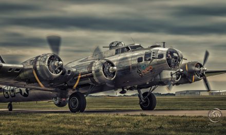 Initiate Left Turn – Boeing B-17 Flying Fortress