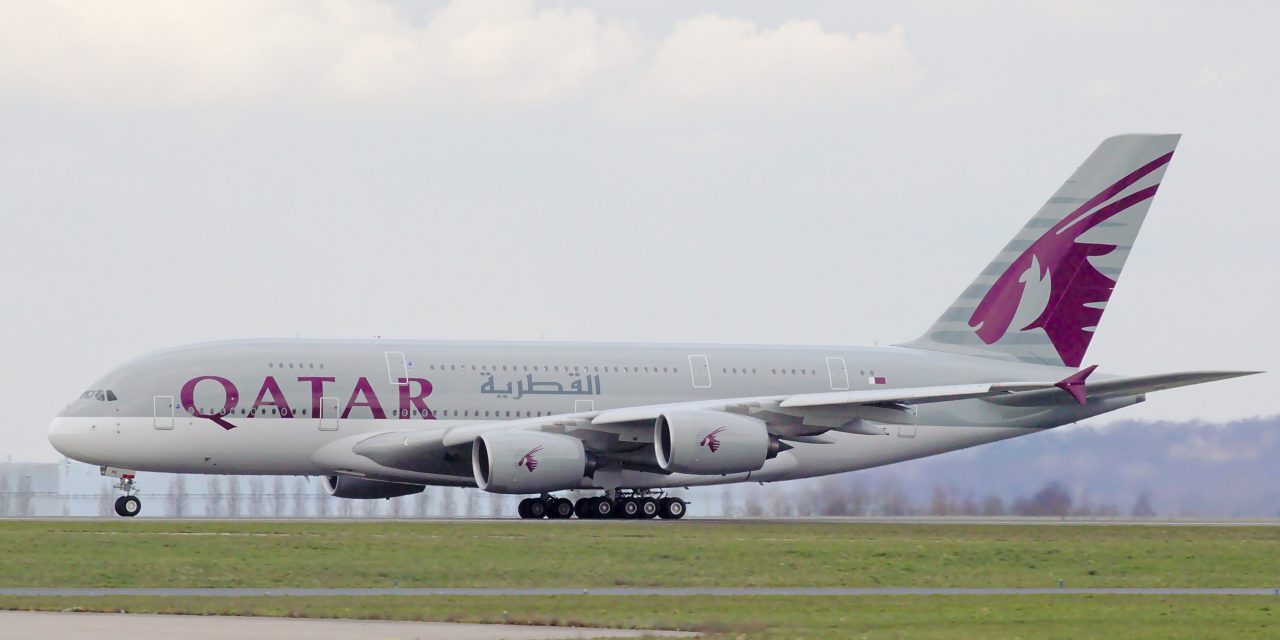 Airbus A380-861 Qatar Airways (A7-APE)