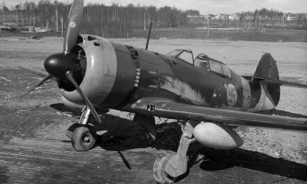 Suomi: Valtion Lentokonetehtaan valmistama VL Myrsky II MY-5 vuonna 1944.
