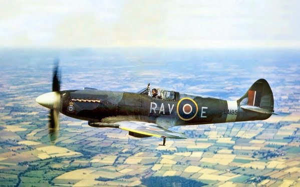 Spitfire F21 LA195 in service with 615 Squadron, 1947-1948.