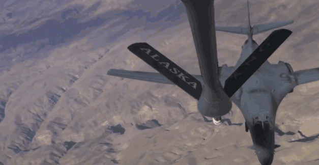 B-1 Bomber, aerial refuelling