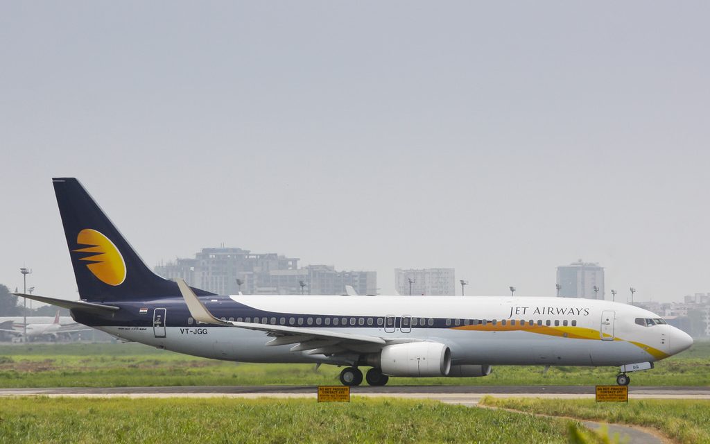 VT-JGG Boeing 737-800 Jet Airways   Taxying to Runway at VGHS. Photo taken on July 6, 2012