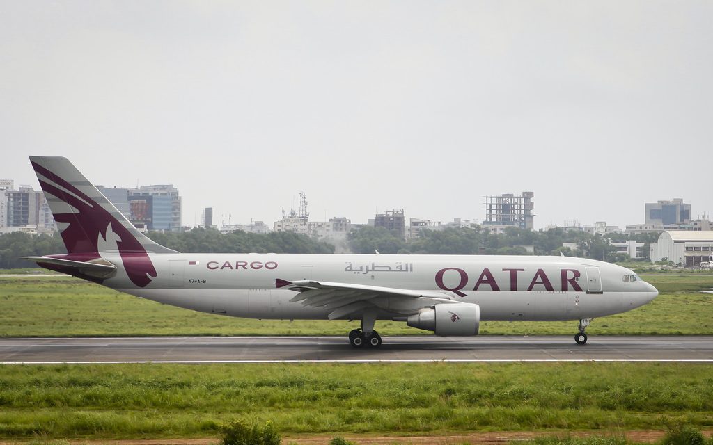 Qatar Airways Cargo Airbus A300B4-622R(F) A7-AFB Preparing to Take off