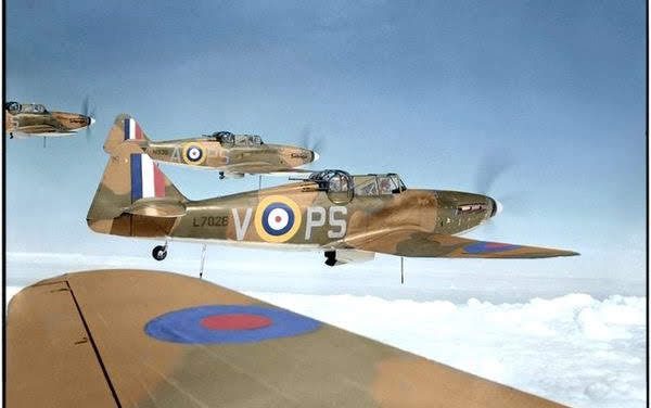 A colourised photograph of Boulton-Paul Defiants of 264 Squadron, 1940.