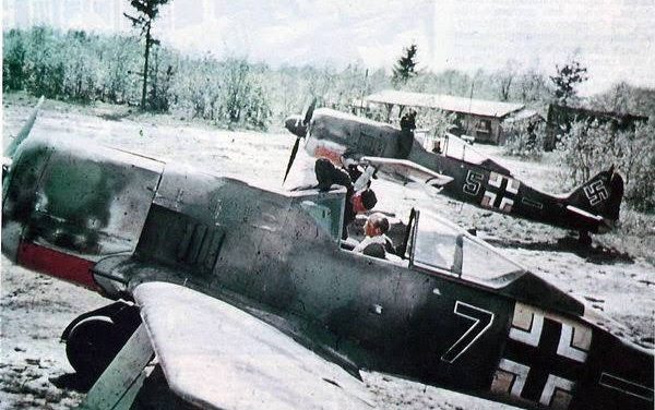 A collection of colour images of my favourite WW2 German fighter- the Focke-Wulf Fw-190.