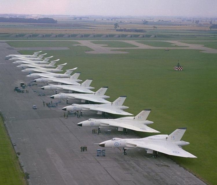 Two pictures of Handley-Page Victors and Avro Vulcans lined up at RAF Waddington in 1960.