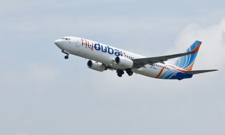 Flydubai A6-FDC closing its landing gear after taking off from VGZR.